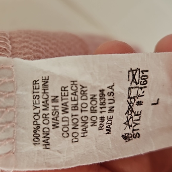 🩷 5/$25 bundle Off the shoulder flowy top - Picture 4 of 4